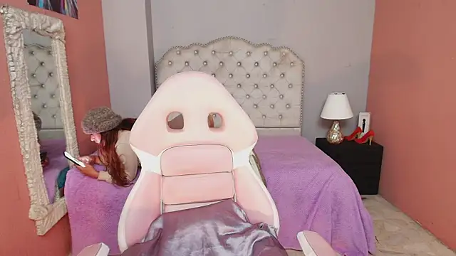 DevoniCollins online show from February 13, 11:26 pm