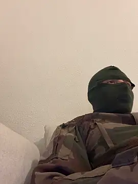 Snapshot of Napoleon1er_ chatting on January 18, 11:44 pm Napoleon1er online show from January 18, 11:44 pm