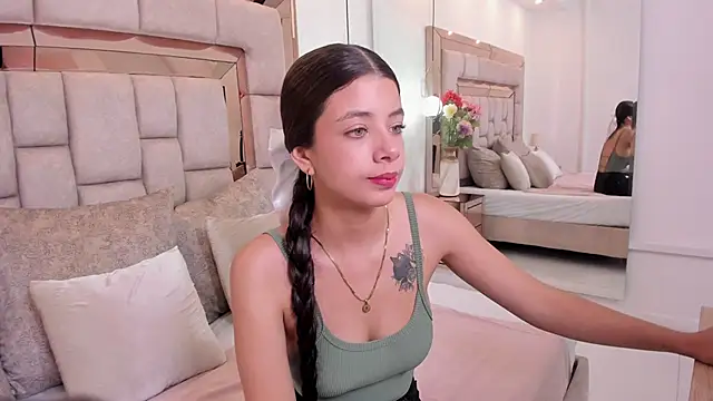 Snapshot of coraltaylor chatting on October 11, 3:10 pm coraltaylor online show from October 11, 3:10 pm