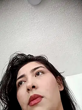 Snapshot of SophieWinslow chatting on October 5, 9:02 pm SophieWinslow online show from October 5, 9:02 pm