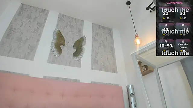 zhamira 21 online show from April 6, 9:05 pm