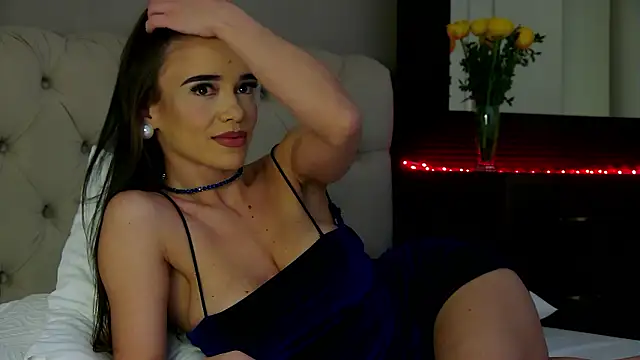 KateReevah online show from March 12, 10:27 pm