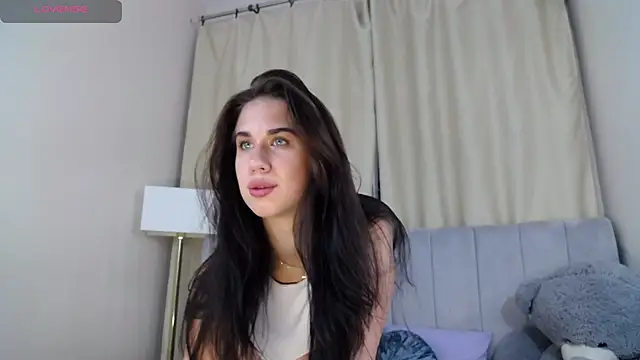 Snapshot of Erikka__ chatting on July 24, 12:25 pm Erikka online show from July 24, 12:25 pm