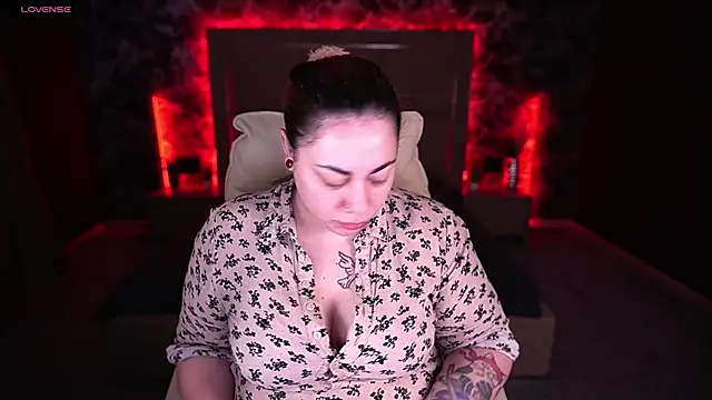 Kittywakee online show from January 27, 7:14 am