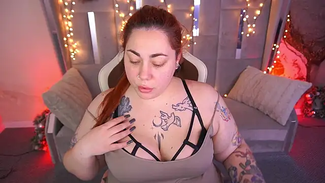 Kittywakee online show from February 13, 10:39 pm