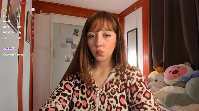 HeyTati online show from June 13, 9:57 pm