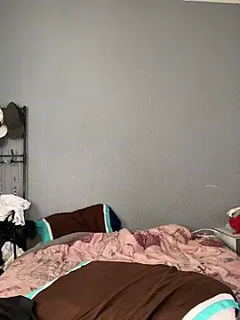 Snapshot of Oscar_Bratz chatting on February 16, 9:48 pm Oscar Bratz online show from February 16, 9:48 pm