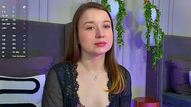 Snapshot of MichelleHaynes chatting on February 7, 5:18 pm MichelleHaynes online show from February 7, 5:18 pm