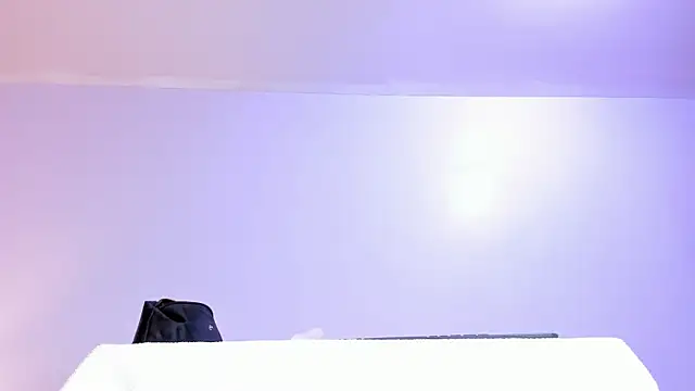 Snapshot of lupeebony chatting on February 15, 7:21 pm lupeebony online show from February 15, 7:21 pm