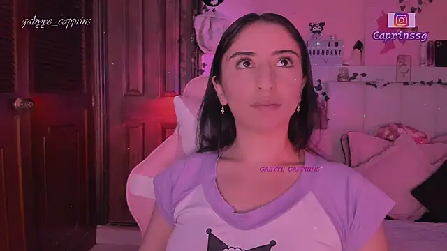 gabyye capprins online show from February 18, 12:28 am