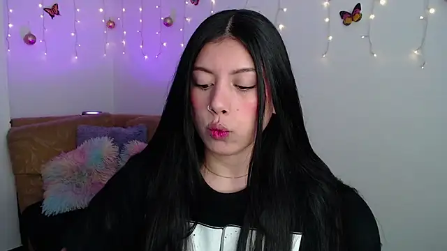 iam emy online show from January 7, 9:25 pm