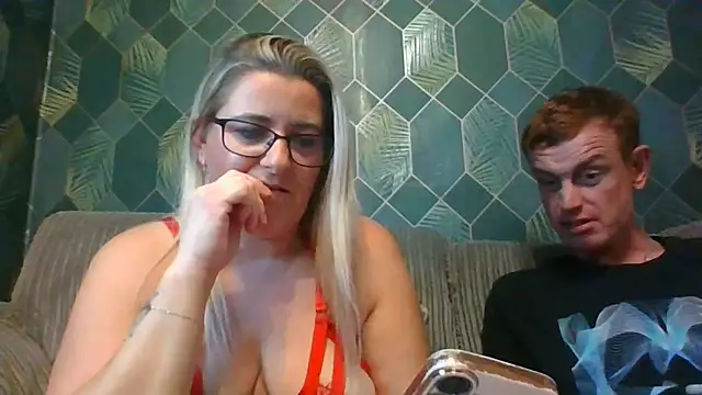 SweetXCandyX online show from December 4, 6:49 pm