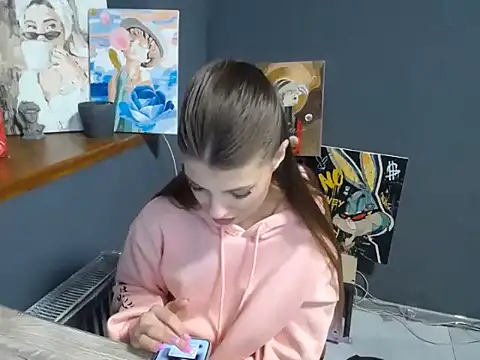 felicity gold online show from March 25, 7:14 am