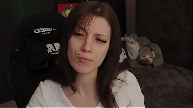 Snapshot of Kathleen_Meow chatting on December 6, 7:54 am Kathleen Meow online show from December 6, 7:54 am