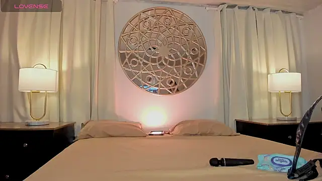 Belliinda 21 online show from May 22, 7:19 pm