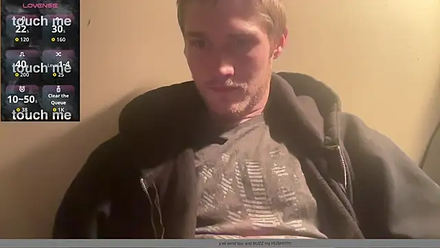 Snapshot of anomalies_ig chatting on December 3, 8:34 am anomalies ig online show from December 3, 8:34 am