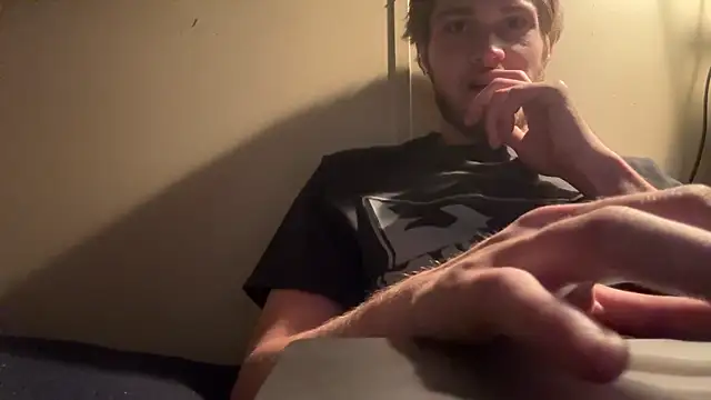 Snapshot of anomalies_ig chatting on December 18, 6:52 am anomalies ig online show from December 18, 6:52 am