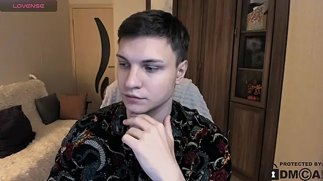 Snapshot of handsome_guy01 chatting on November 9, 6:55 am handsome guy01 online show from November 9, 6:55 am