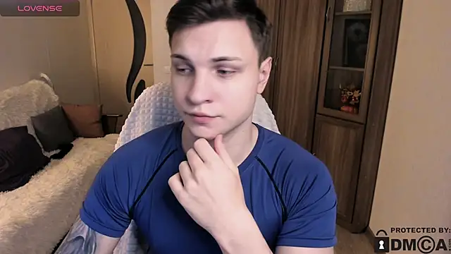 Snapshot of handsome_guy01 chatting on November 19, 11:27 pm handsome guy01 online show from November 19, 11:27 pm