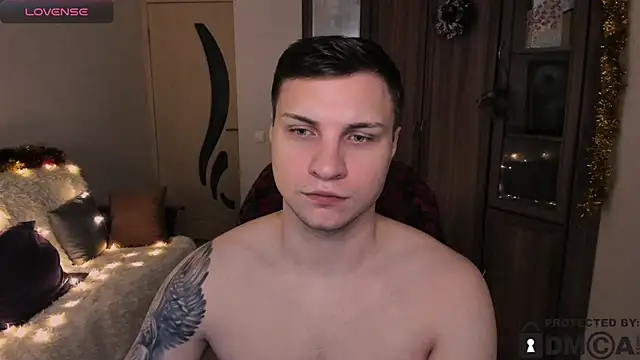 Snapshot of handsome_guy01 chatting on November 28, 12:08 pm handsome guy01 online show from November 28, 12:08 pm