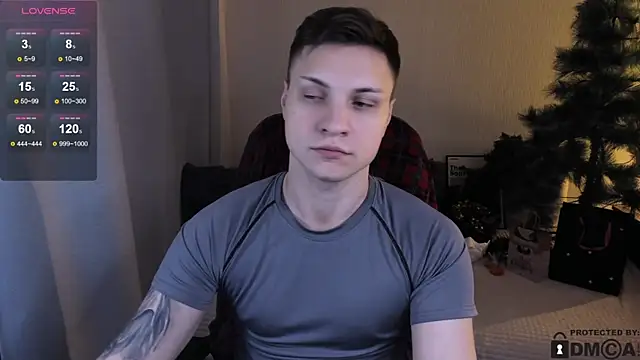 Snapshot of handsome_guy01 chatting on January 13, 7:08 pm handsome guy01 online show from January 13, 7:08 pm