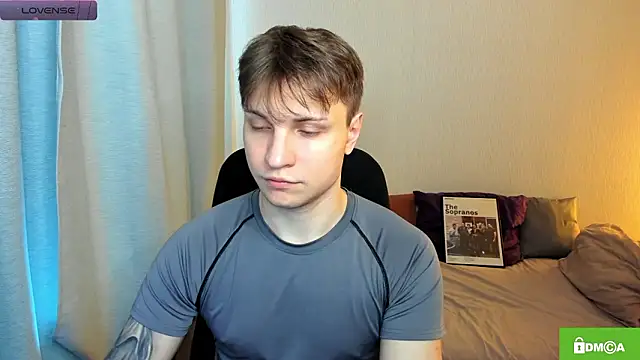 handsome guy01 online show from February 10, 12:31 pm