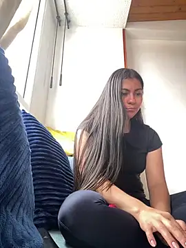 LorenaAmerica online show from December 1, 6:08 pm