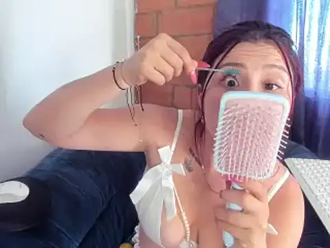 Salome  Fernandez online show from January 27, 9:11 pm