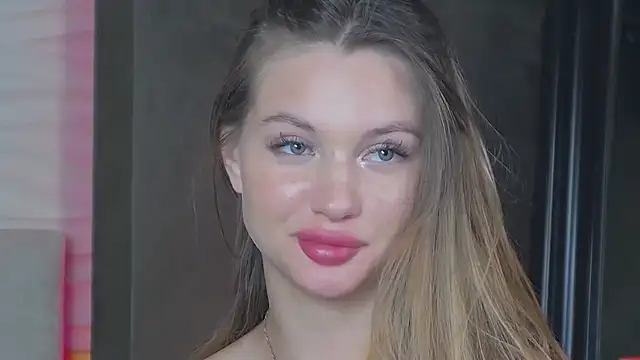 ViolaFlirt online show from February 16, 5:04 pm