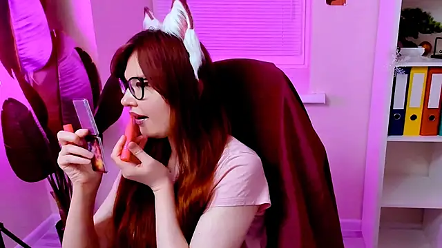 CarolGiggly online show from January 10, 11:34 am