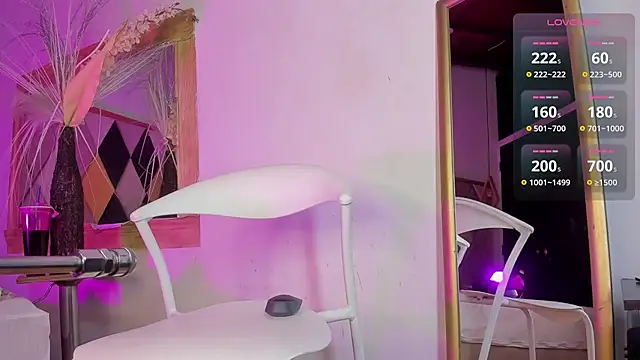 BritannyClaire online show from December 5, 6:22 am