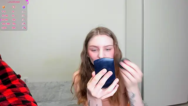 Snapshot of ravenousbiter chatting on March 7, 7:05 pm ravenousbiter online show from March 7, 7:05 pm