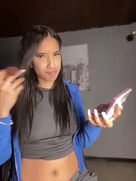 Praga Pink online show from February 24, 3:15 am