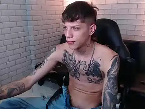 Adam hard  online show from January 7, 11:03 pm