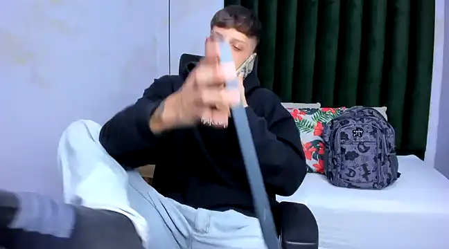 Snapshot of Adam_hard_ chatting on January 14, 7:53 pm Adam hard online show from January 14, 7:53 pm