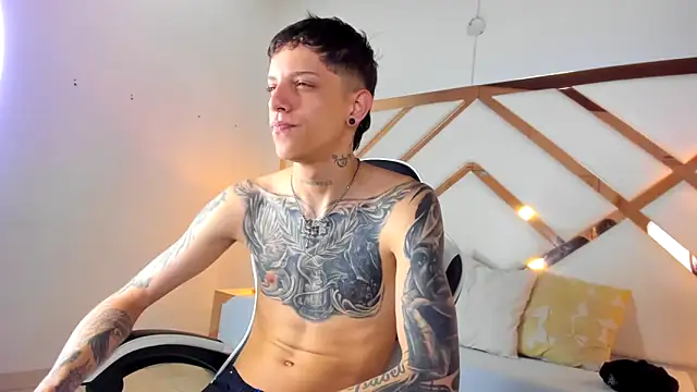 Snapshot of Adam_hard_ chatting on September 30, 7:41 pm Adam hard online show from September 30, 7:41 pm