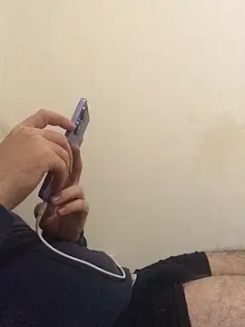 cshn001 online show from February 12, 8:07 pm