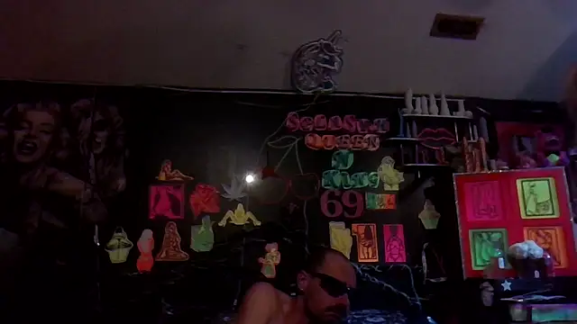 Snapshot of kjs_daddy123 chatting on April 8, 7:08 am kjs daddy123 online show from April 8, 7:08 am