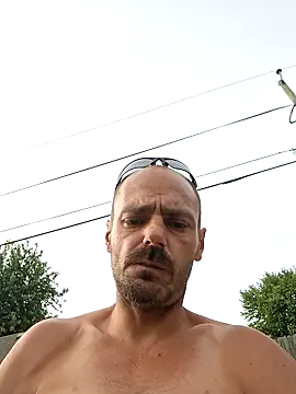 Snapshot of kjs_daddy123 chatting on May 25, 10:27 pm kjs daddy123 online show from May 25, 10:27 pm
