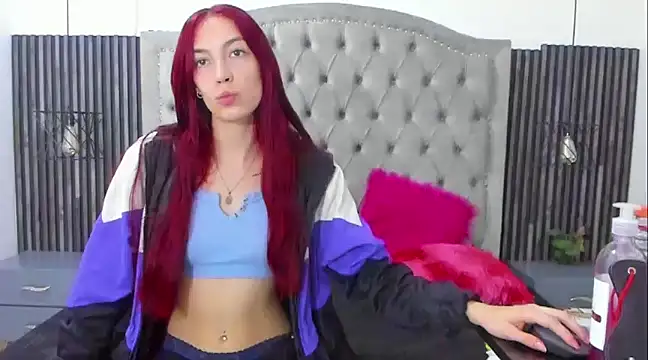 Snapshot of danna_flame chatting on January 7, 10:32 am danna flame online show from January 7, 10:32 am