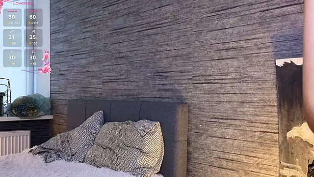 Snapshot of MerylHedley chatting on March 15, 10:13 am MerylHedley online show from March 15, 10:13 am