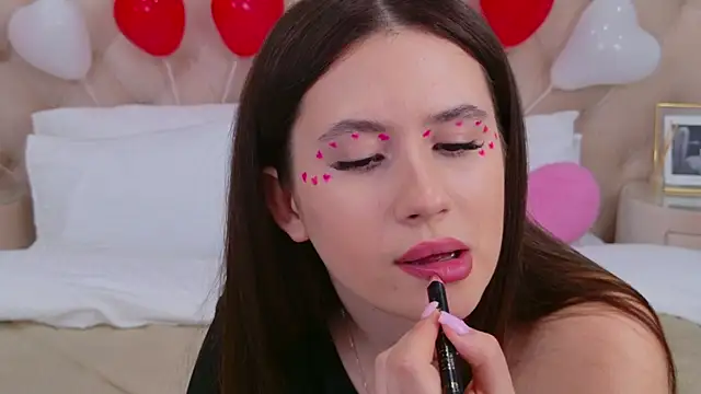 milaleoneli online show from February 12, 3:38 pm