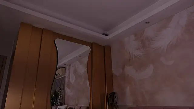 JullyBlair online show from February 4, 5:13 am