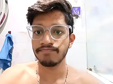 skinnyyyyyyyyy online show from January 24, 2:49 am