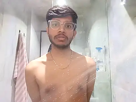 skinnyyyyyyyyy online show from February 4, 4:05 am