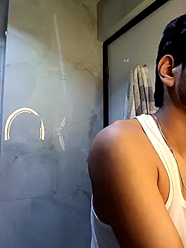 skinnyyyyyyyyy online show from September 25, 4:27 am