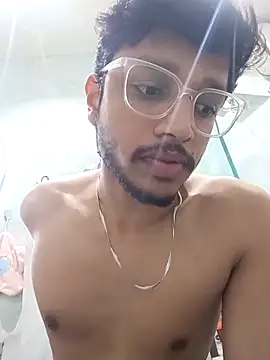 skinnyyyyyyyyy online show from November 23, 4:12 am