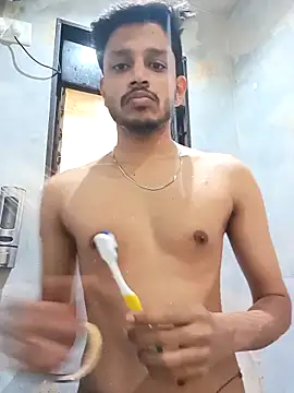 skinnyyyyyyyyy online show from December 19, 5:03 am