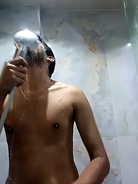 skinnyyyyyyyyy online show from April 8, 4:34 am