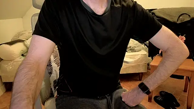 Snapshot of SteveStiffbone chatting on February 28, 11:39 pm SteveStiffbone online show from February 28, 11:39 pm